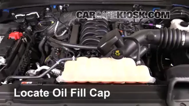 2016 Ford F-150 XLT 5.0L V8 FlexFuel Crew Cab Pickup Huile Ajouter de l'huile
